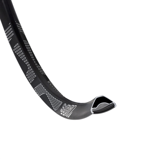 E*THIRTEEN TRS RIM, 28 H., 27MM, SLEEVED, BLACK