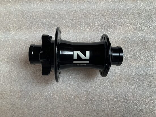 Novatec MTB Downhill Disc  32 H  20x110 mm through-axle black 