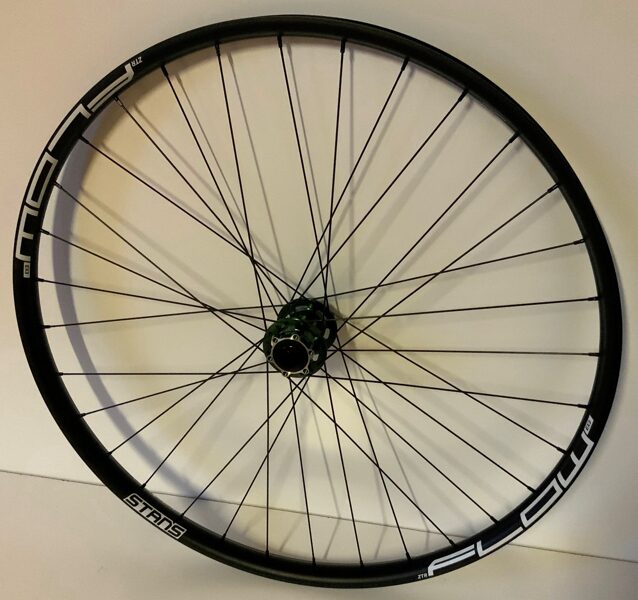 STANS NoTubes ZTR FLOW EX3 29" + RS Kest DH16F