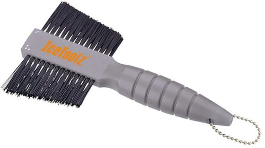 Cleaning brush set ICETOOLZ "C121"