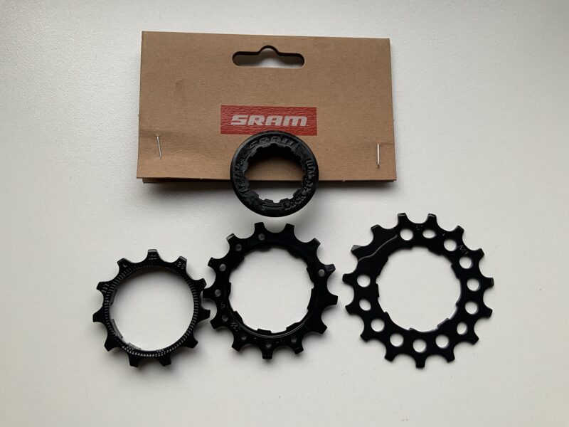 SRAM CASSETTE REPLACEABLE COGS PG-1210/1230 EAGLE 11T-13T-15T INCLUDING LOCKRING