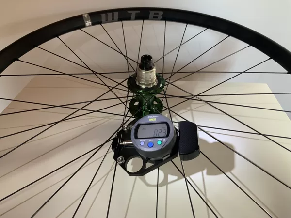 Measuring spoke tension for spokes of any length
